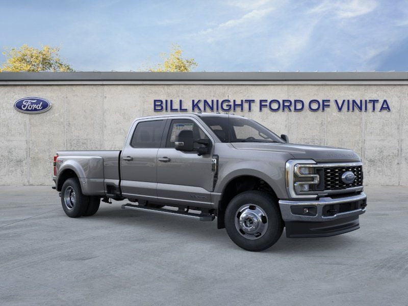 2026 Ford F-350SD Lariat DRW