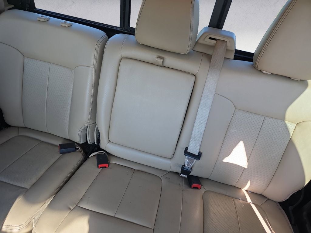 2012 Ford F-350SD Lariat DRW