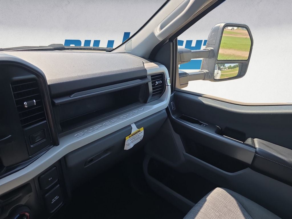 2025 Ford F-350SD XLT DRW