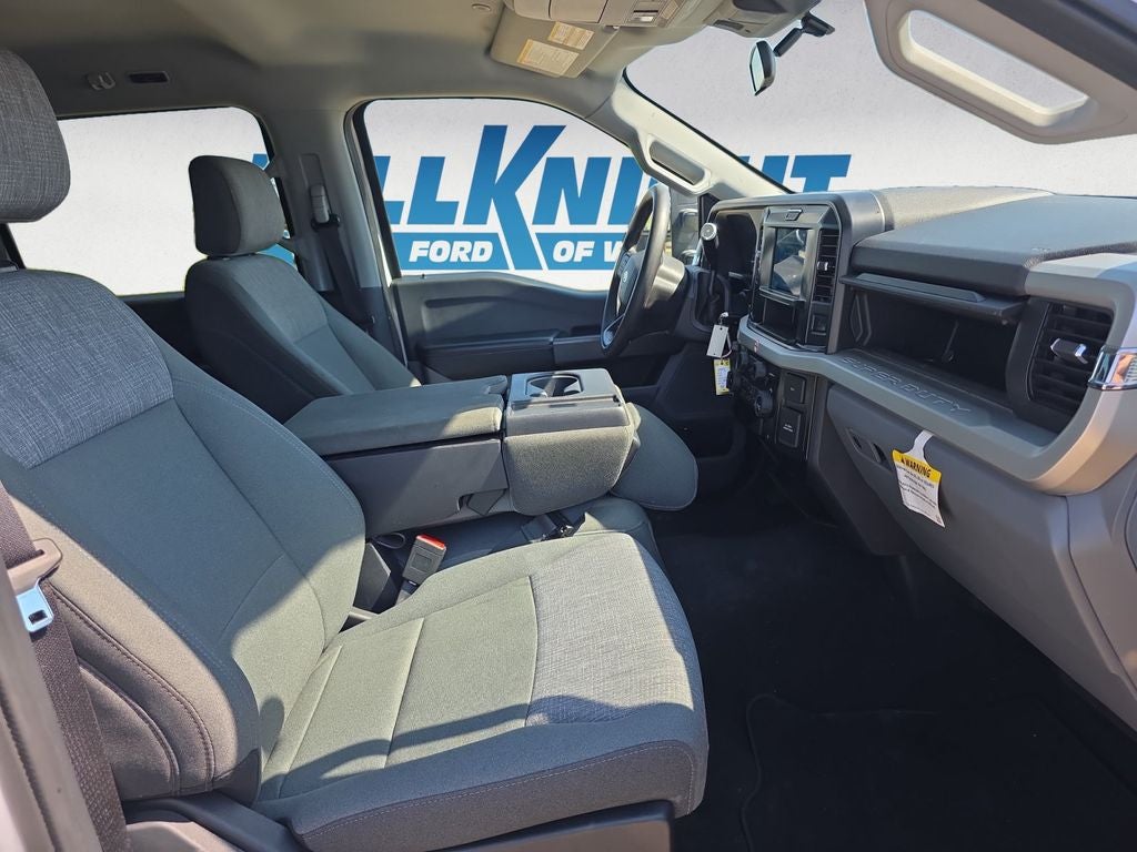 2025 Ford F-350SD XLT DRW