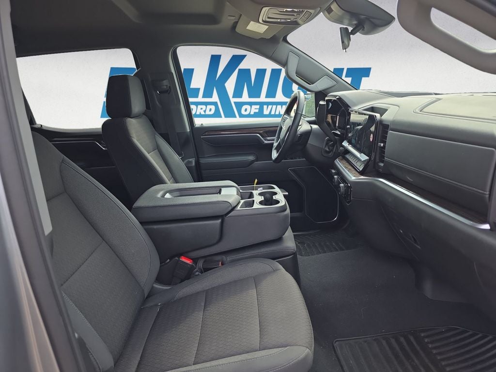 2026 Chevrolet Silverado 1500 LT LT1