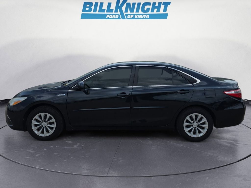 2017 Toyota Camry Hybrid LE