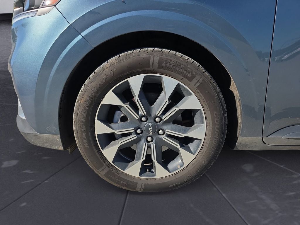 2024 Kia Carnival EX