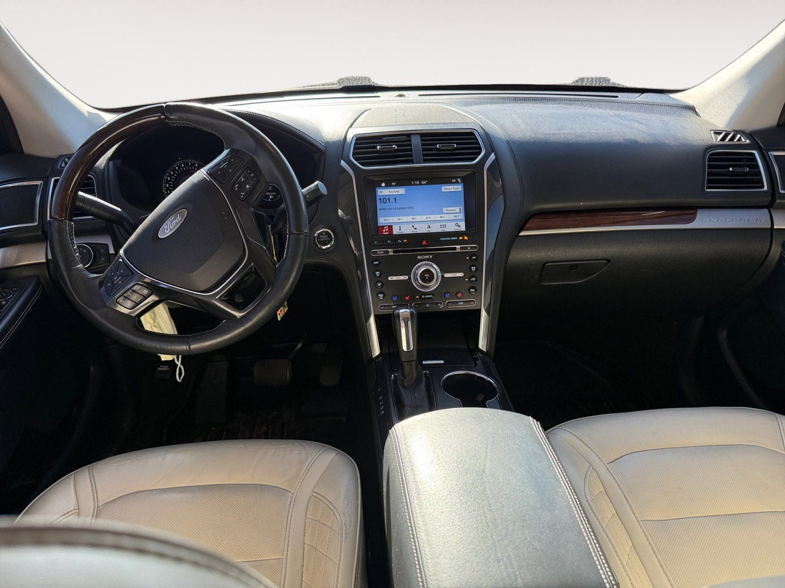 2017 Ford Explorer Platinum