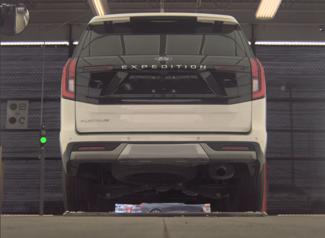 2025 Ford Expedition Platinum