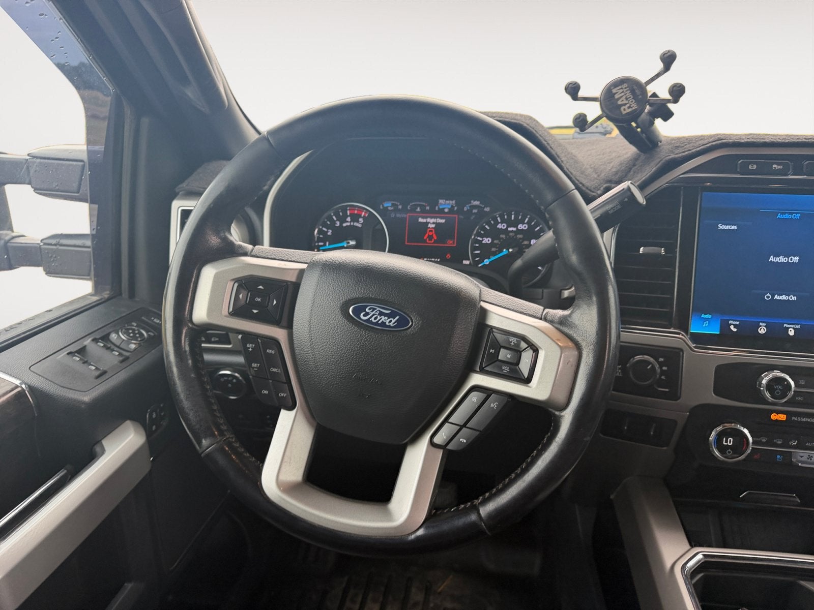 2022 Ford F-250SD Lariat