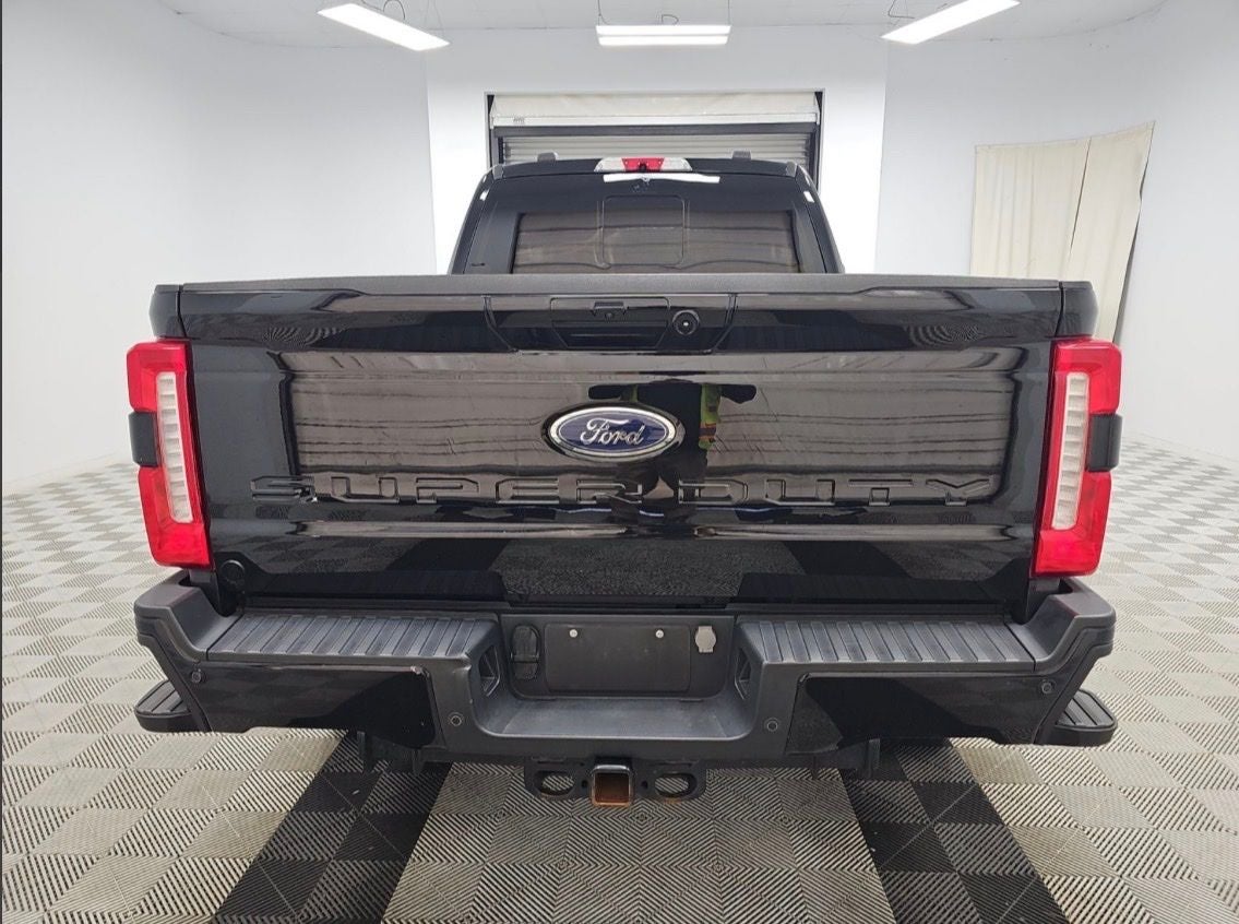 2023 Ford F-250SD Lariat