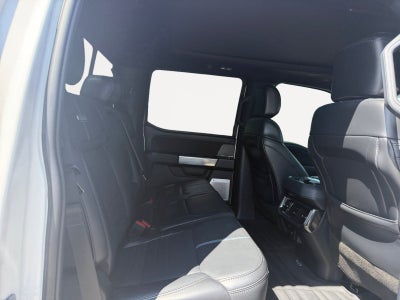 2025 Ford F-350SD Platinum