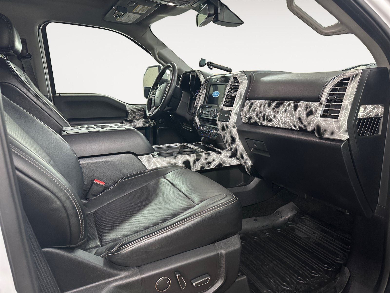 2017 Ford F-350SD Lariat