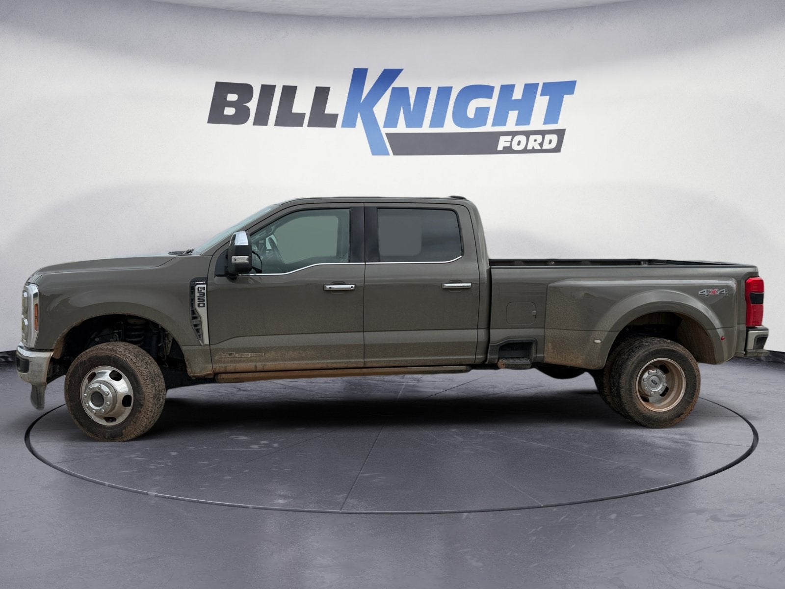 2026 Ford F-350SD Lariat DRW