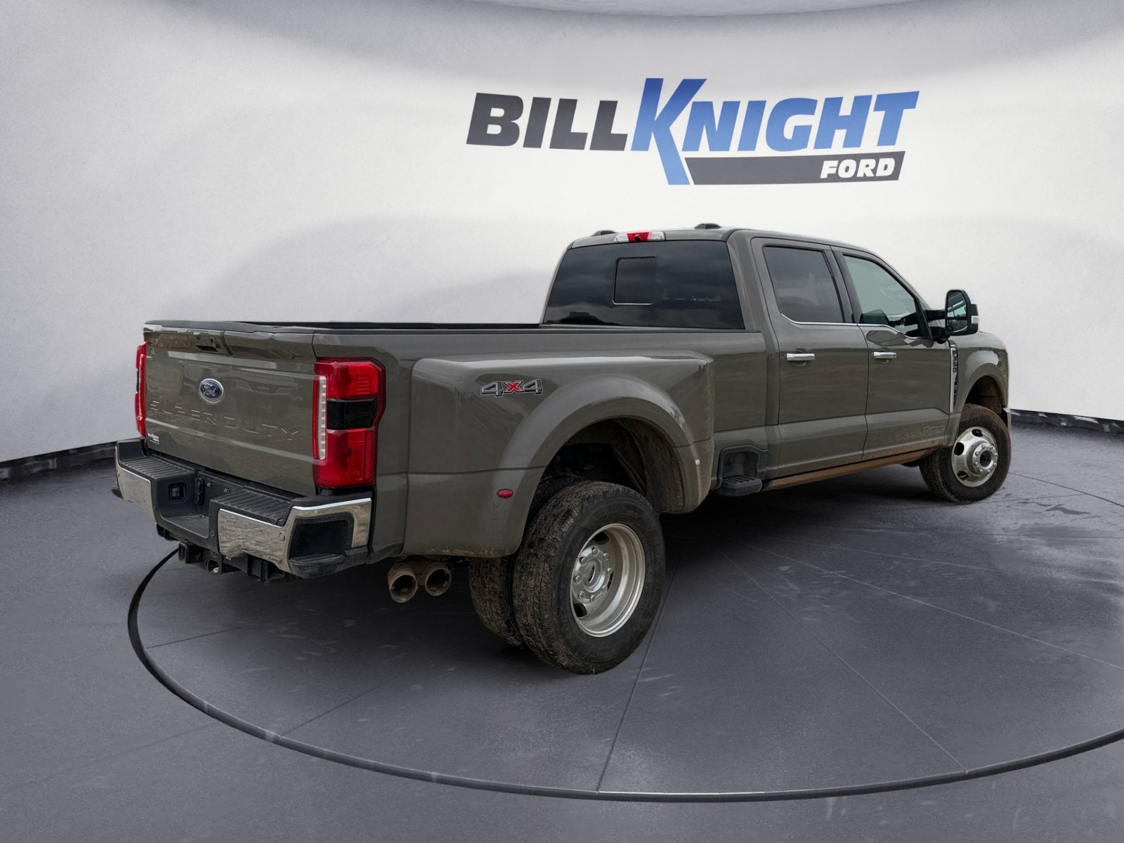 2026 Ford F-350SD Lariat DRW