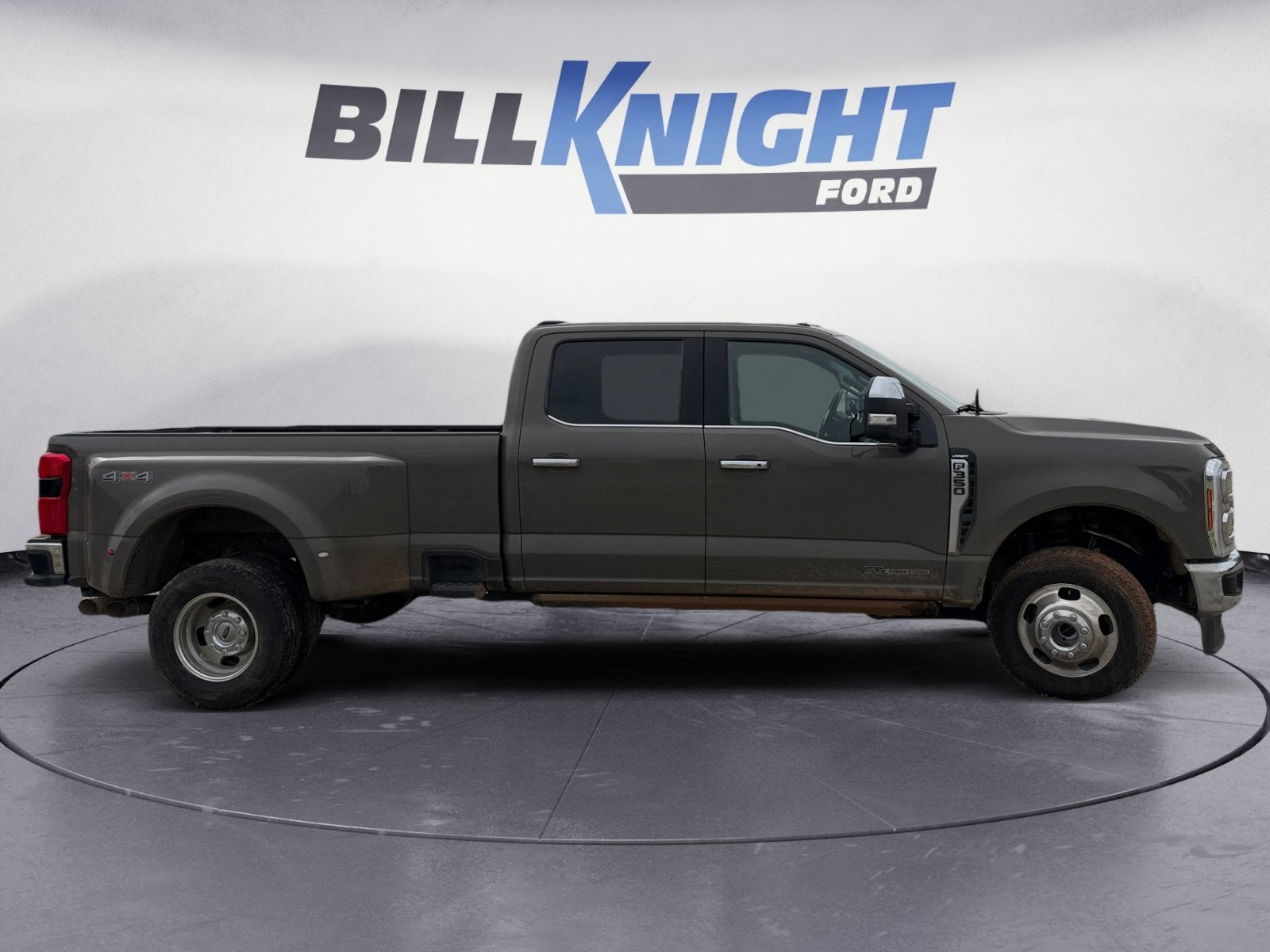 2026 Ford F-350SD Lariat DRW