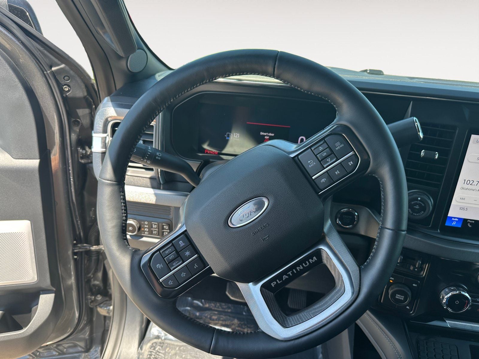 2025 Ford F-450SD Platinum DRW