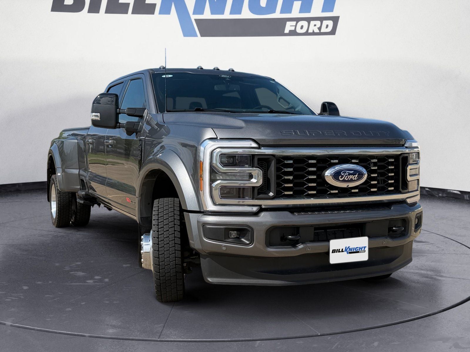 2025 Ford F-450SD Platinum DRW