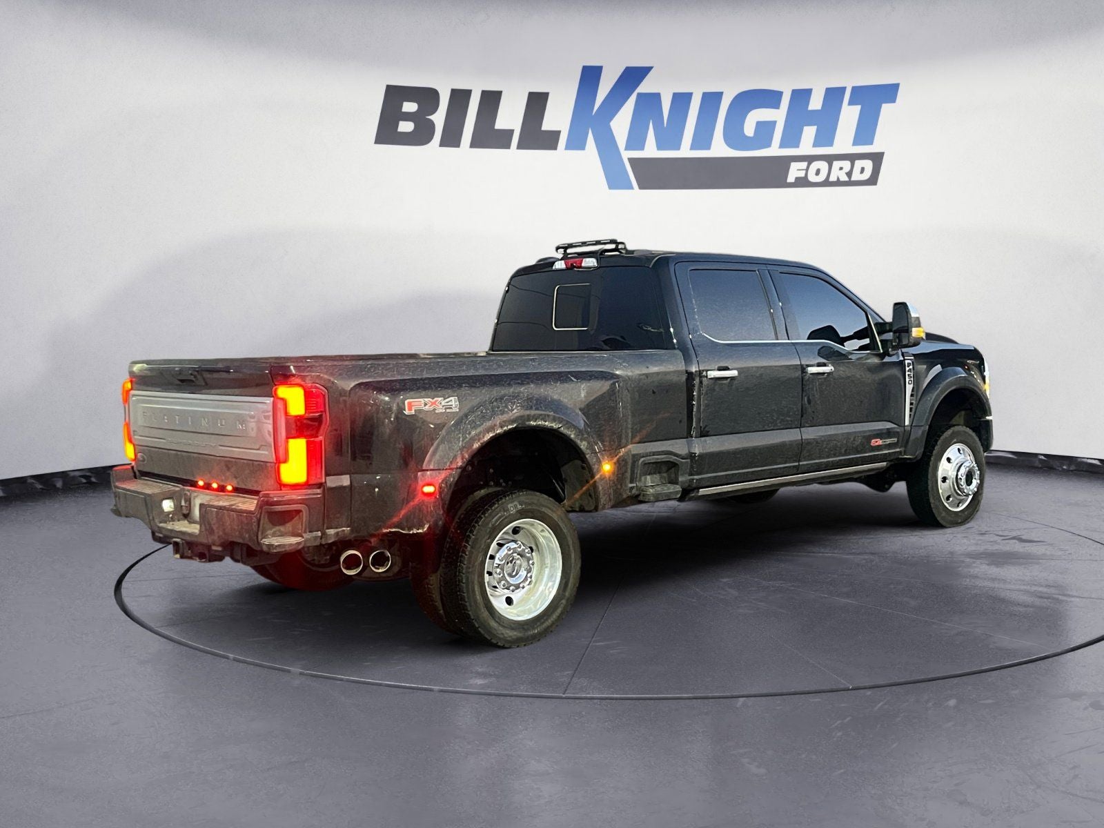 2025 Ford F-450SD Platinum DRW