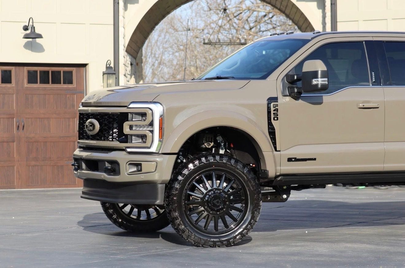 2026 Ford F-450SD Platinum DRW