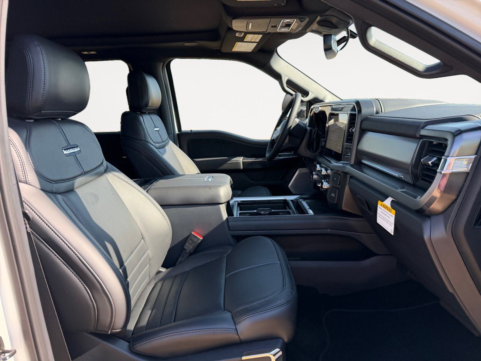 2026 Ford F-450SD Platinum DRW
