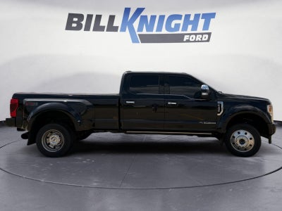 2022 Ford F-450SD Platinum DRW