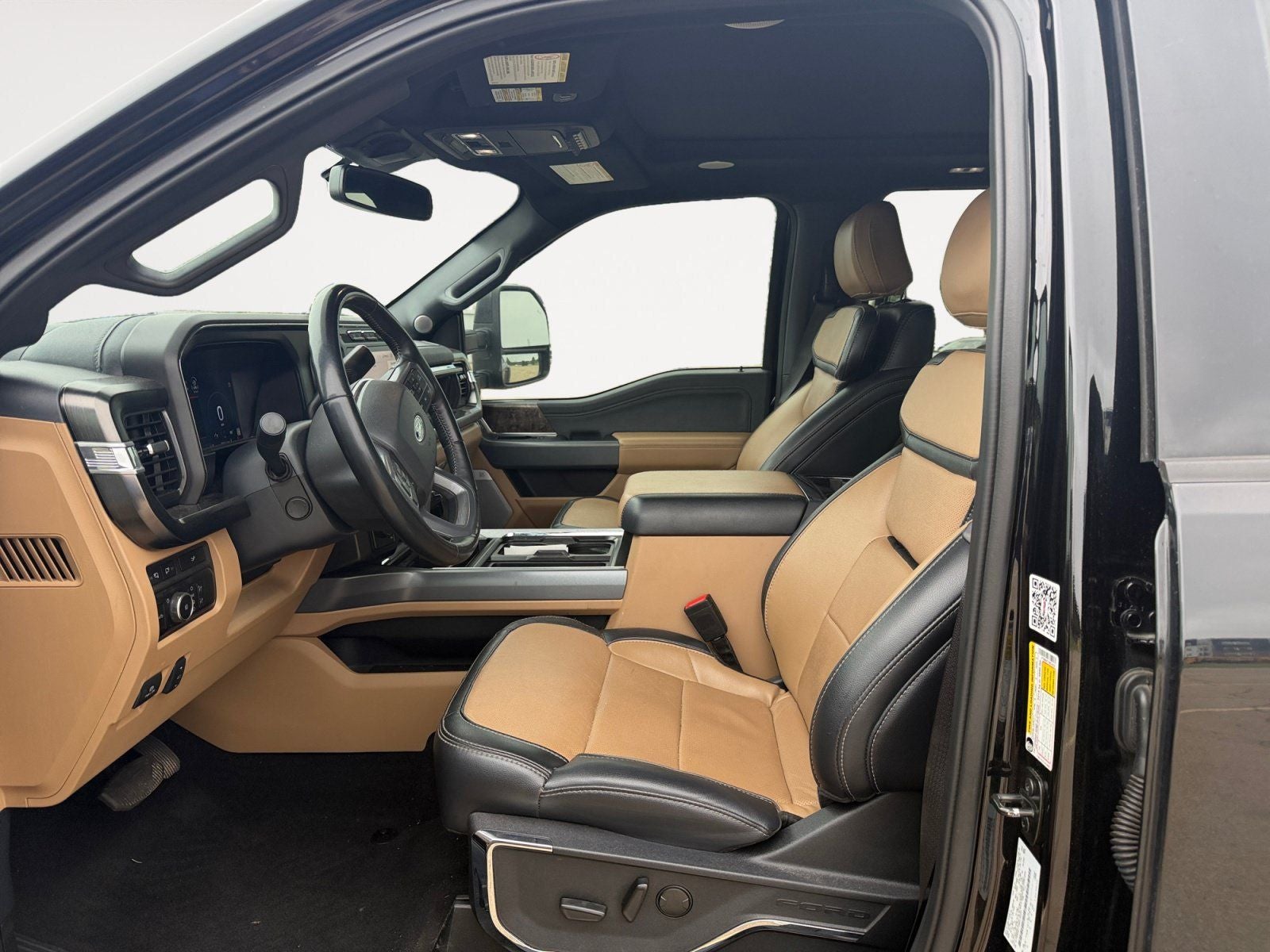 2024 Ford F-450SD Lariat DRW