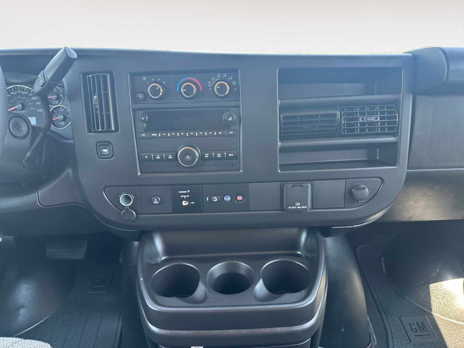 2024 Chevrolet Express 3500 LS Passenger