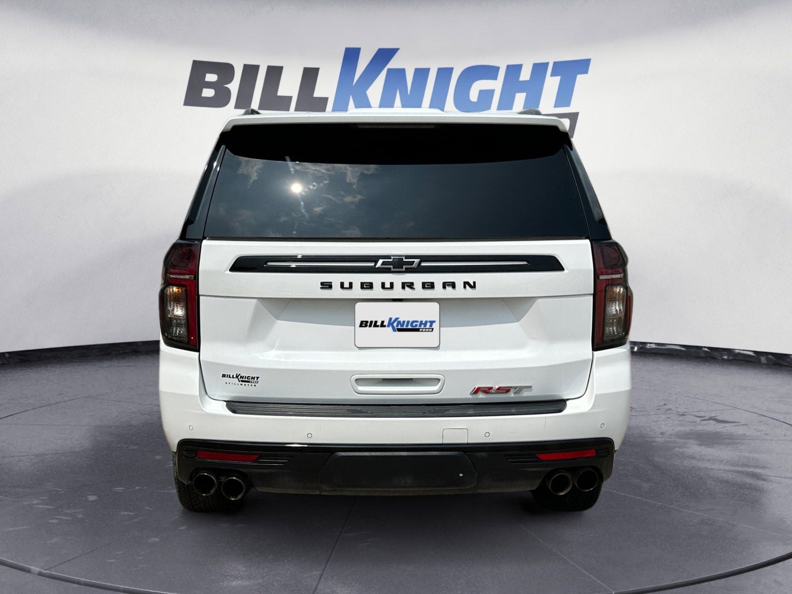 2023 Chevrolet Suburban RST