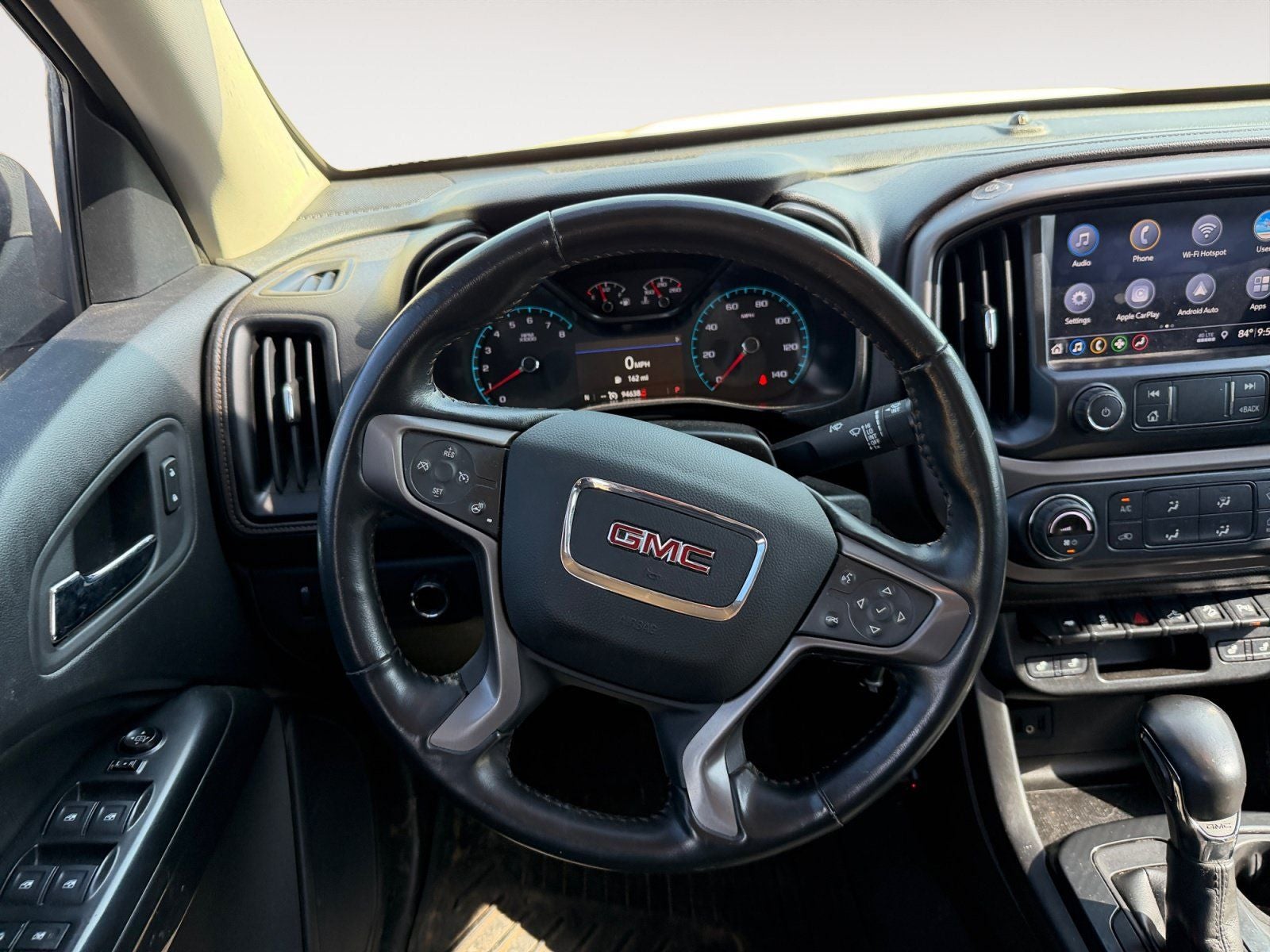 2022 GMC Canyon AT4 w/Leather