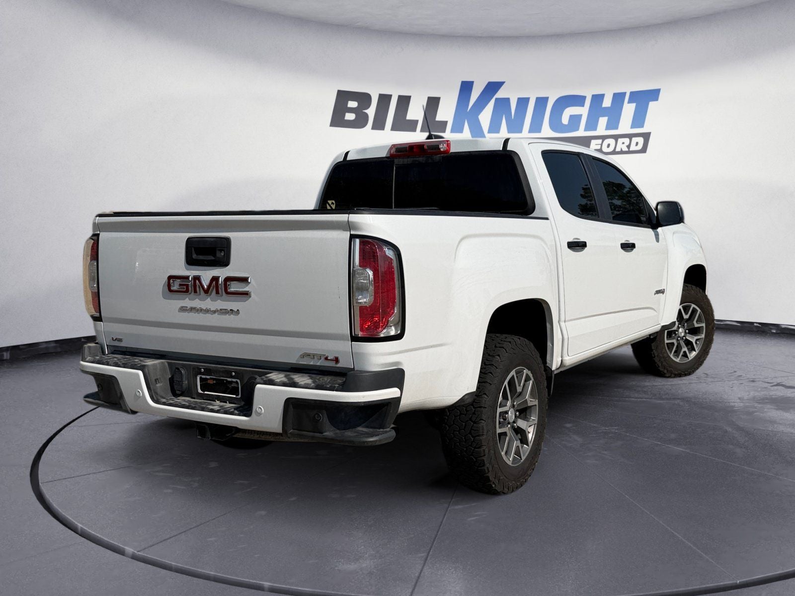 2022 GMC Canyon AT4 w/Leather