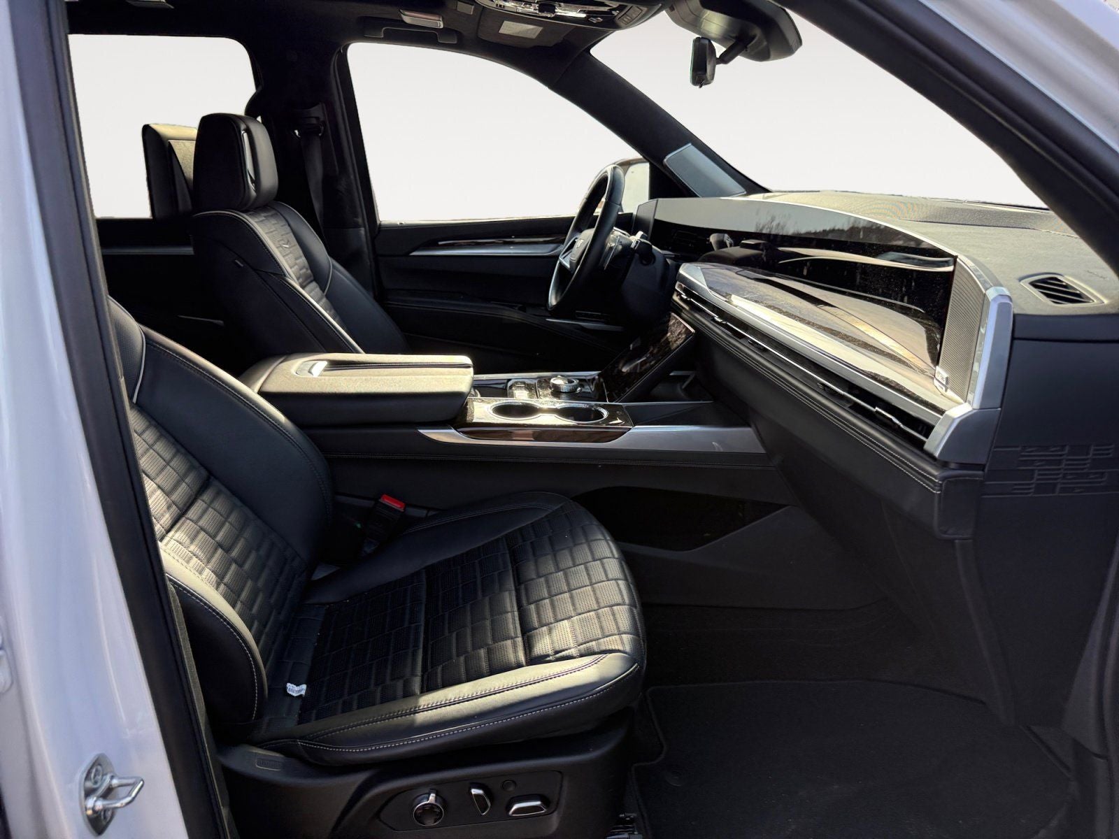 2025 Cadillac Escalade ESV Sport Platinum