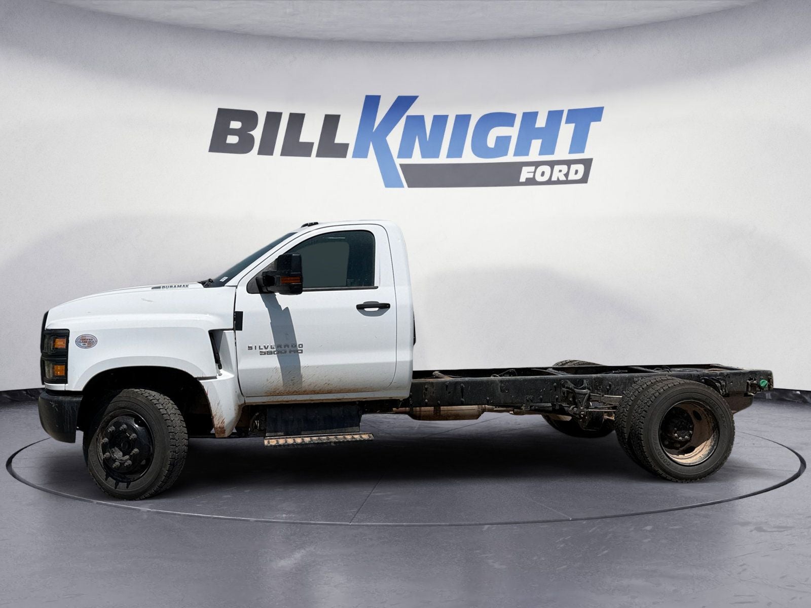 2023 Chevrolet Silverado 5500HD Work Truck