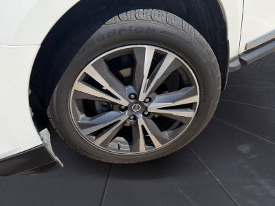 2019 Nissan Pathfinder Platinum