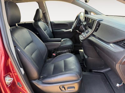 2015 Toyota Sienna SE Premium 8 Passenger