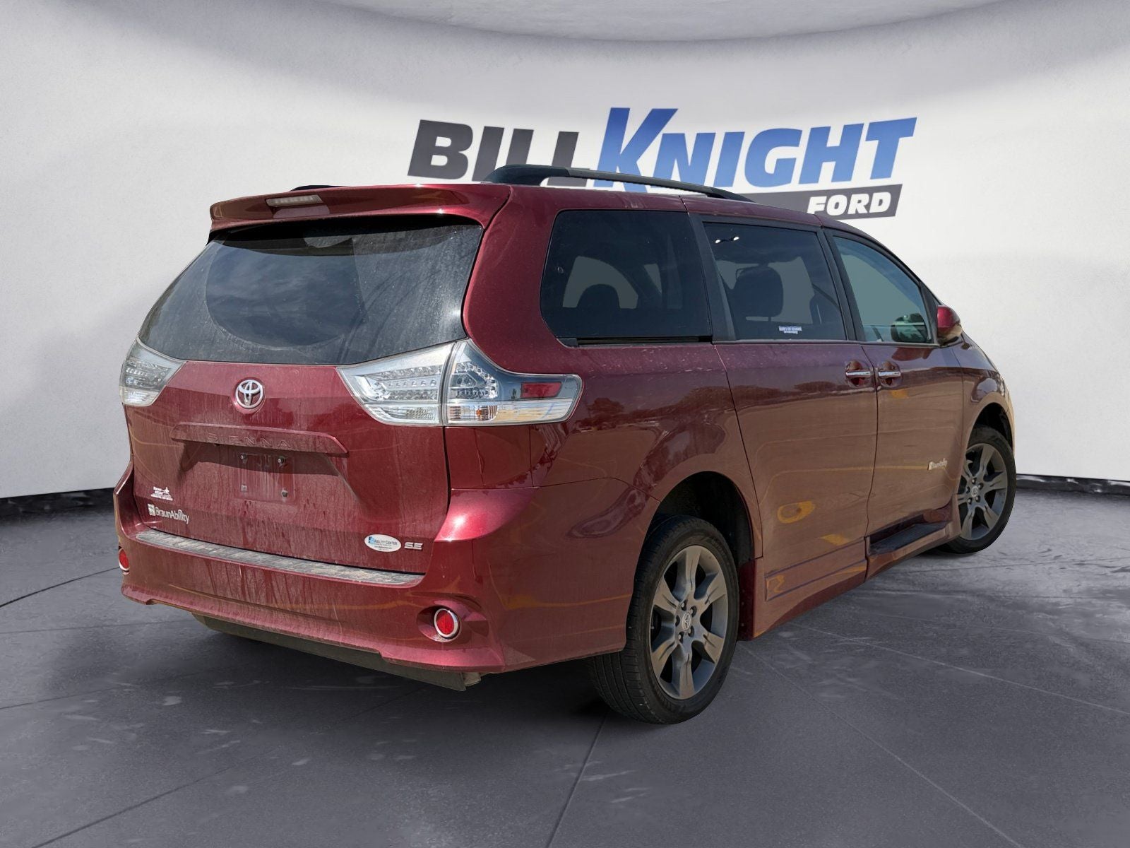 2015 Toyota Sienna SE Premium 8 Passenger
