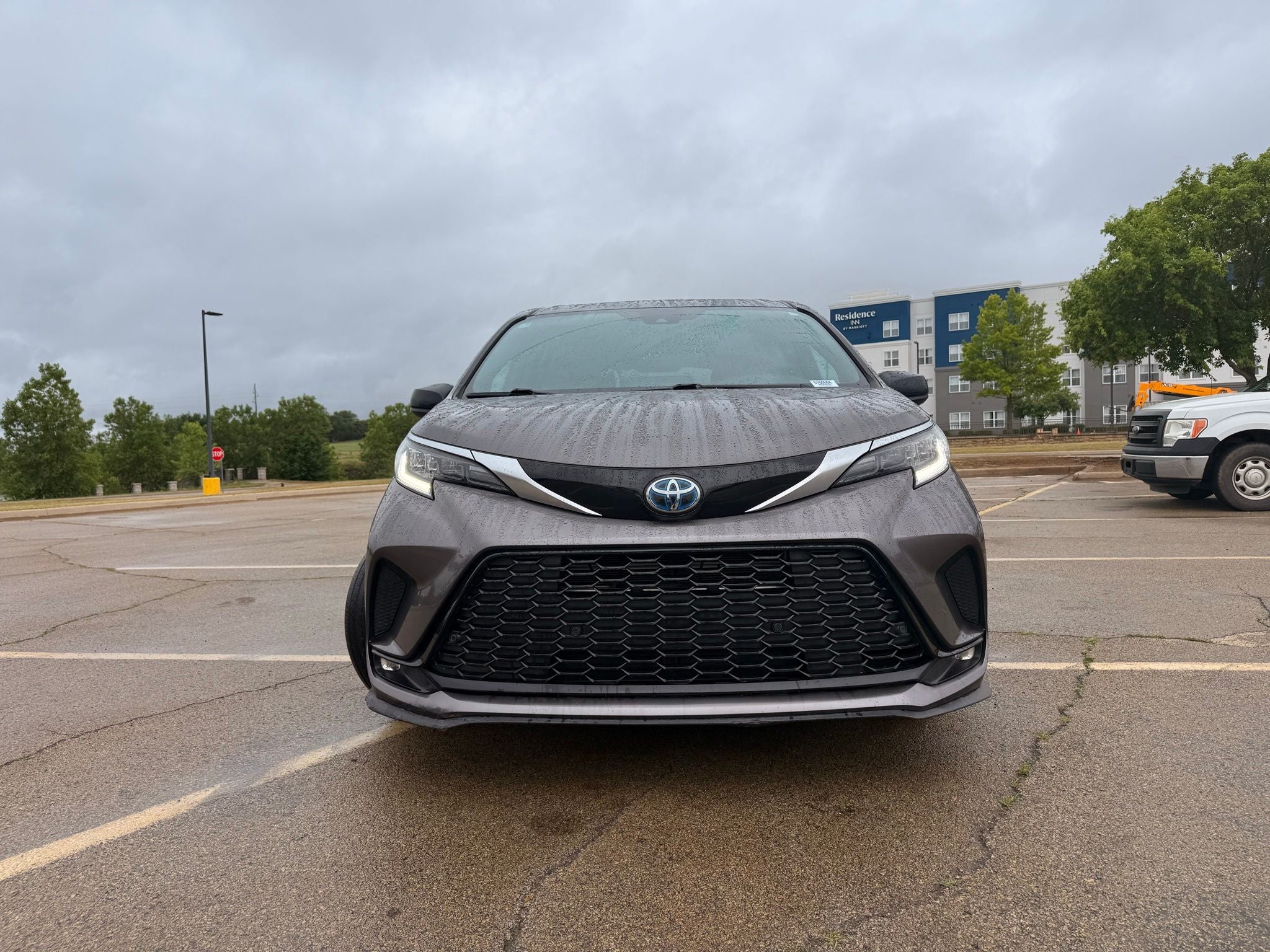 2022 Toyota Sienna XSE 7 Passenger