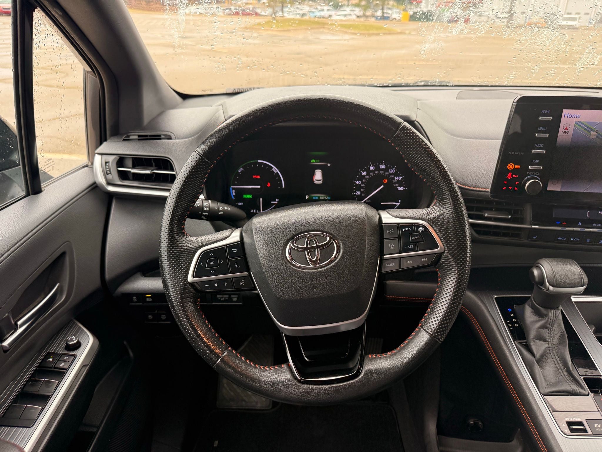 2022 Toyota Sienna XSE 7 Passenger