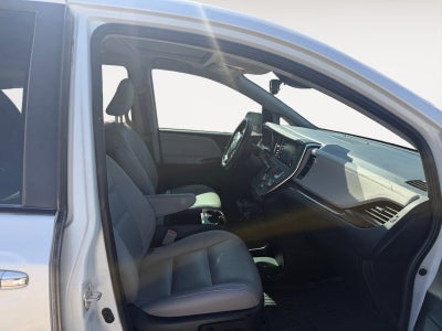 2019 Toyota Sienna Limited Premium 7 Passenger