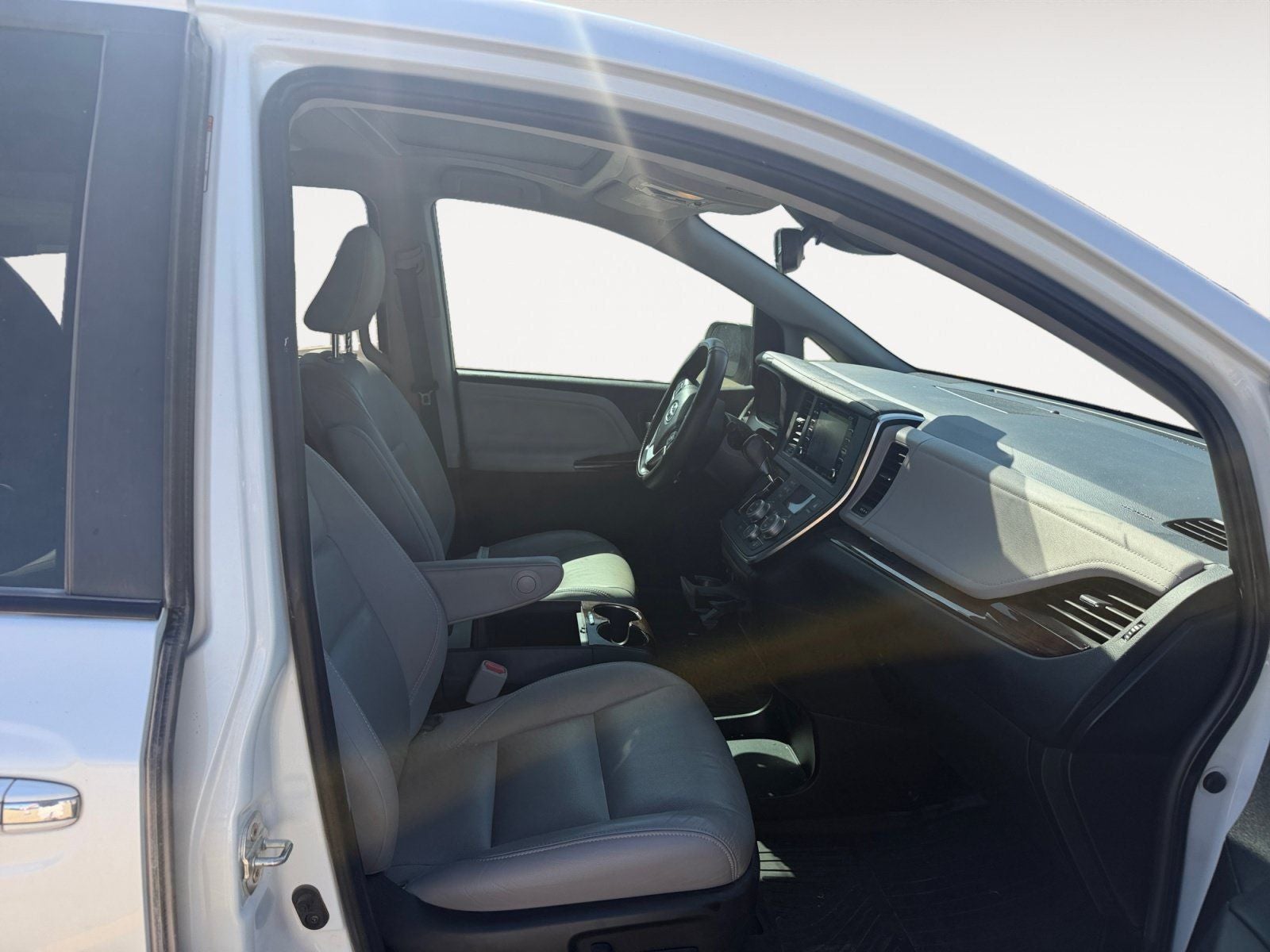2019 Toyota Sienna Limited Premium 7 Passenger