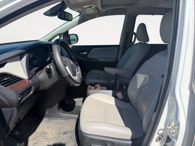 2019 Toyota Sienna Limited Premium 7 Passenger