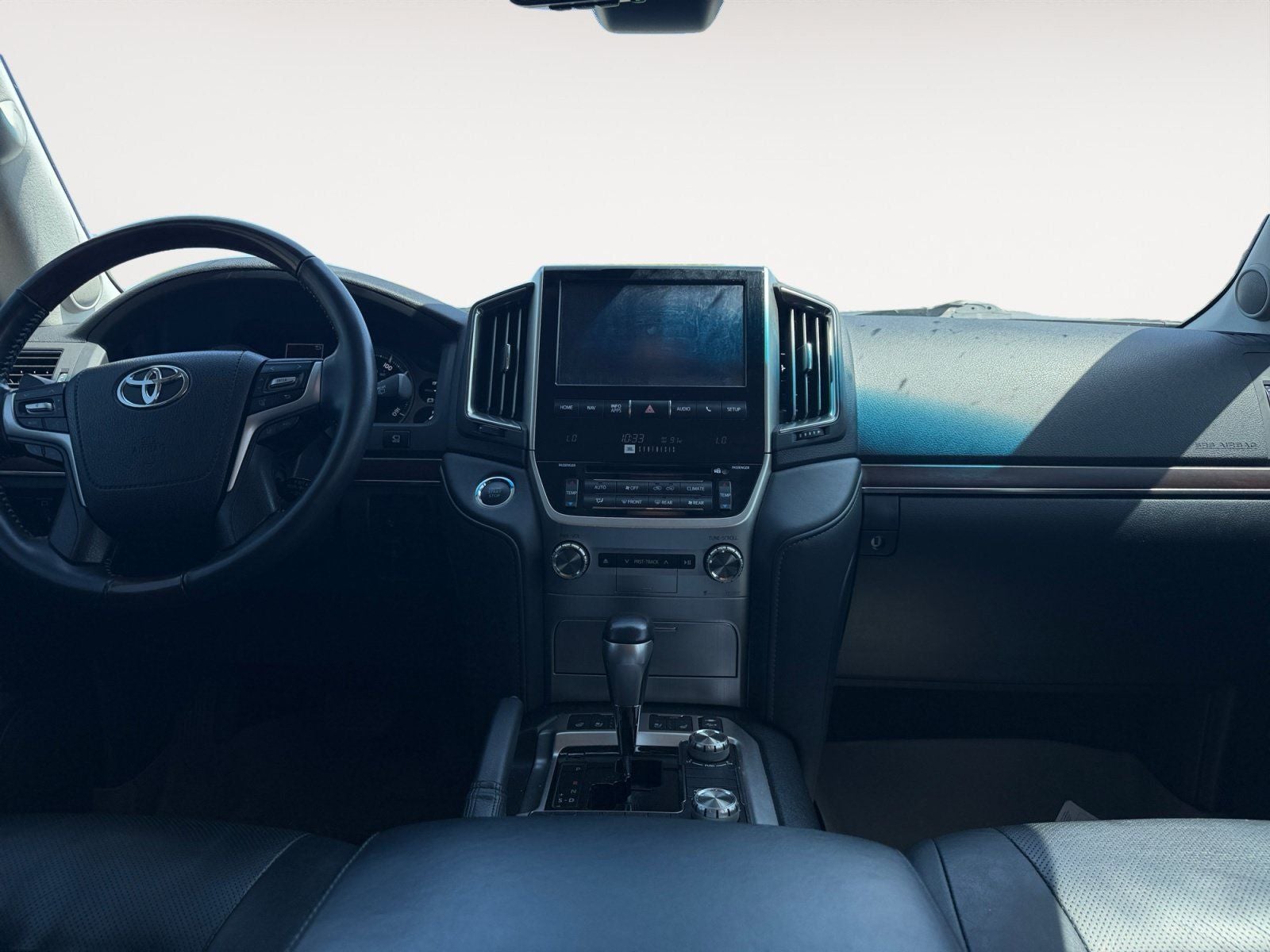 2019 Toyota Land Cruiser Base