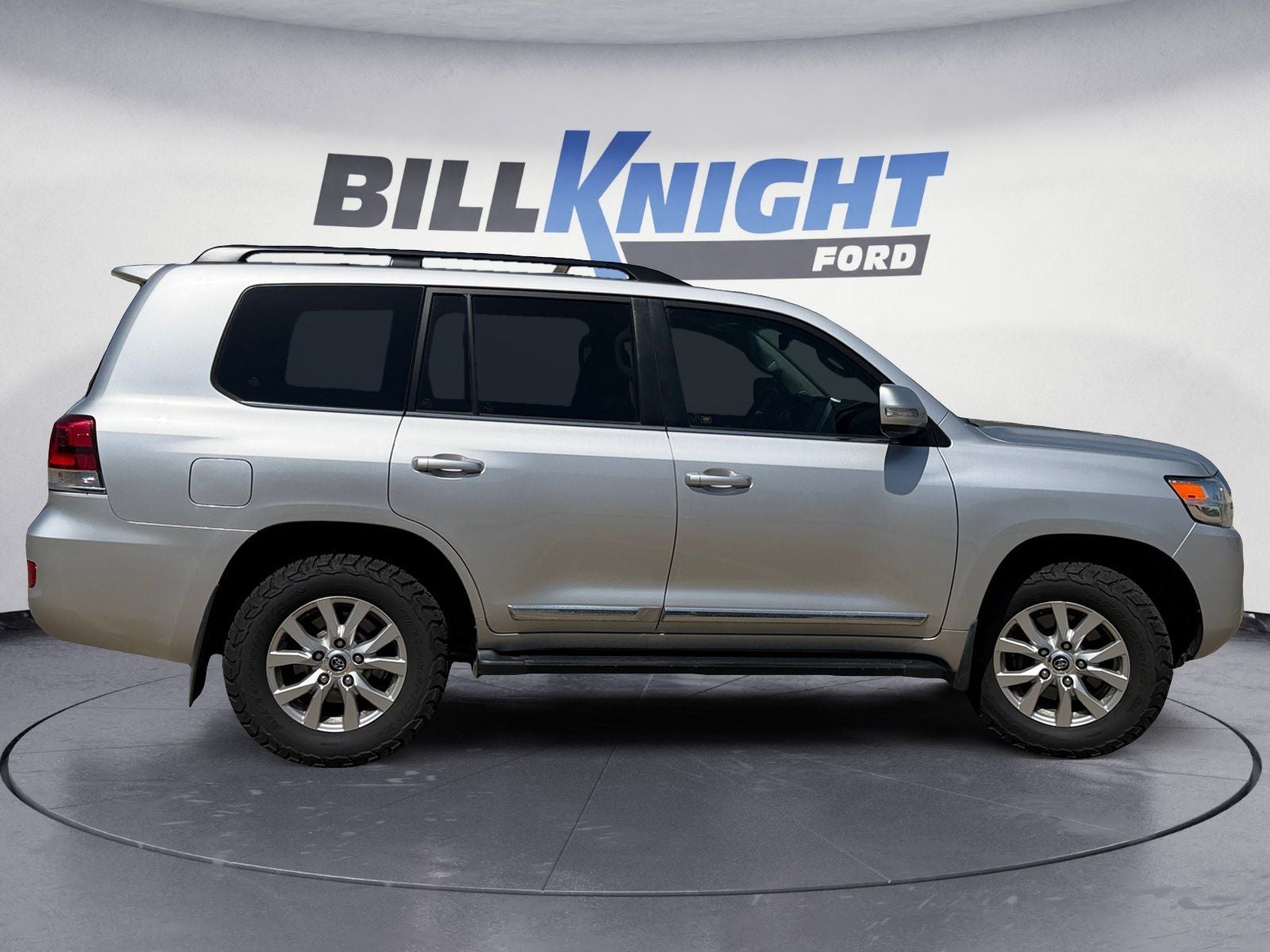 2019 Toyota Land Cruiser Base