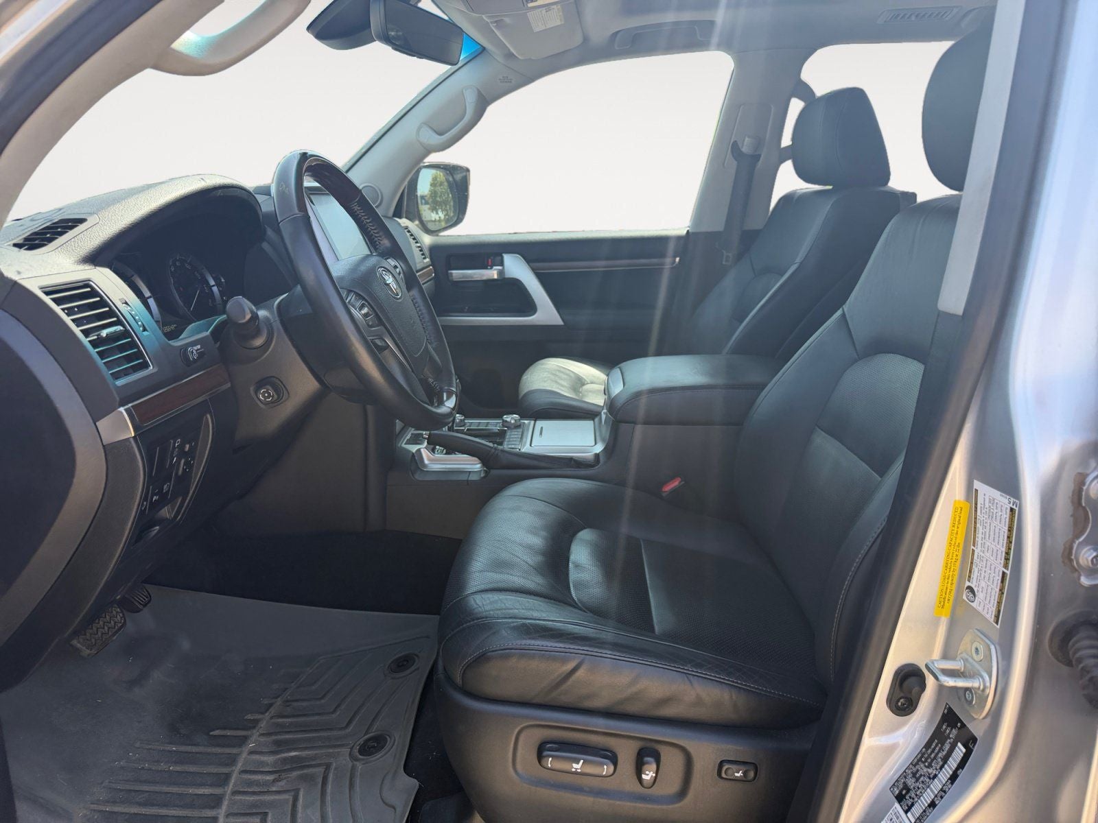 2019 Toyota Land Cruiser Base