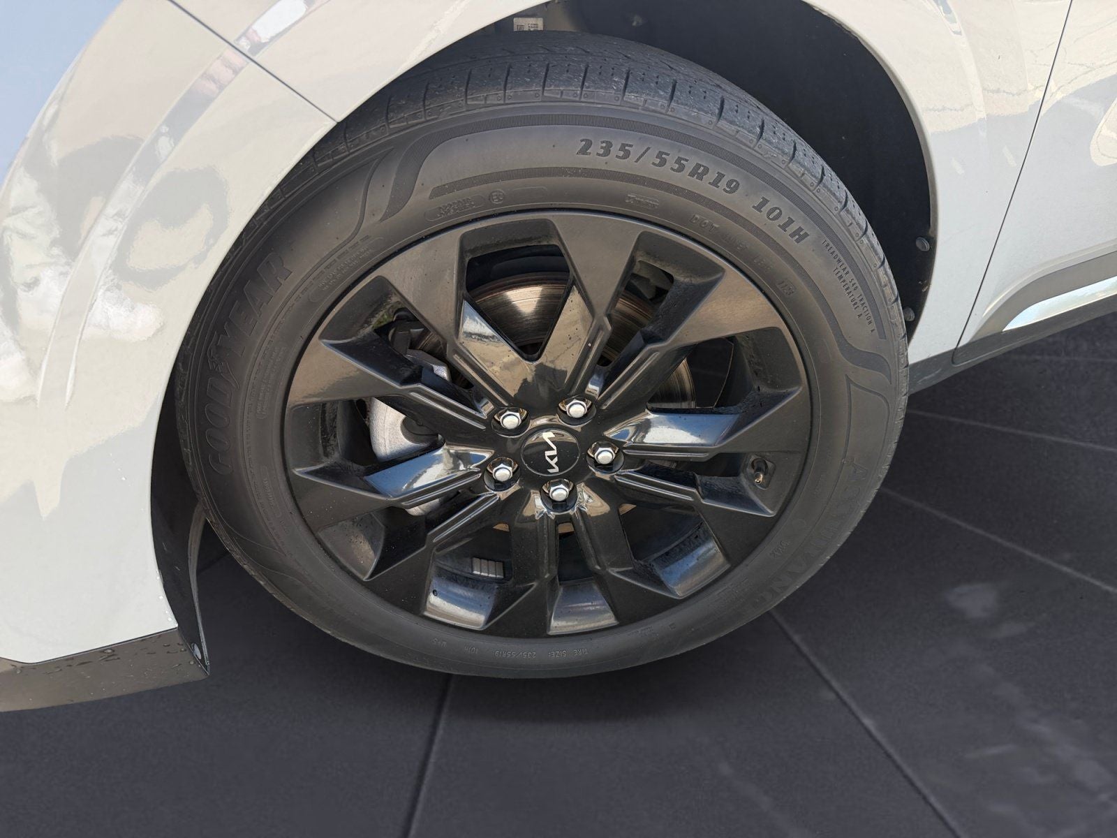 2024 Kia Carnival SX Prestige
