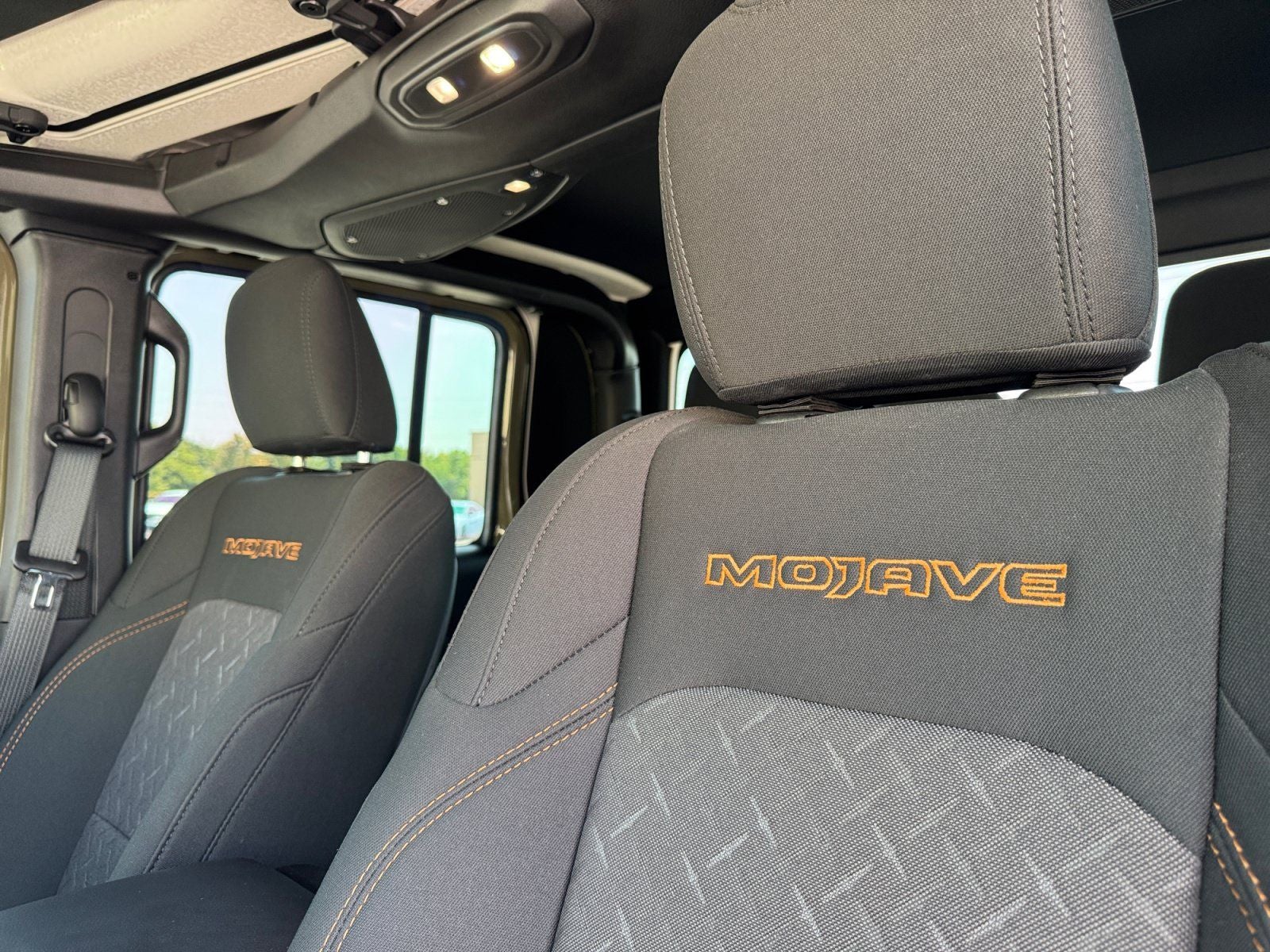 2025 Jeep Gladiator Mojave