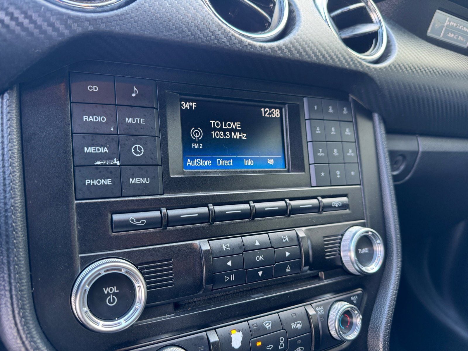 2016 Ford Mustang V6