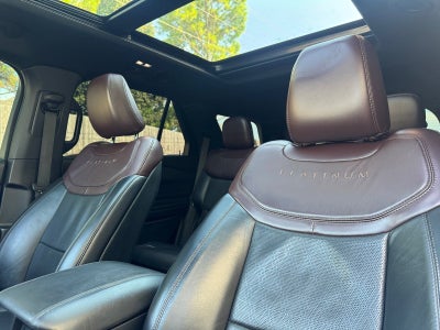 2020 Ford Explorer Platinum