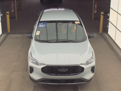 2025 Ford Escape Hybrid ST-Line