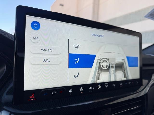 2025 Ford Escape Hybrid ST-Line