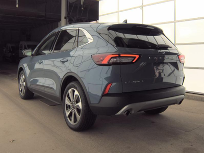 2025 Ford Escape Hybrid Platinum