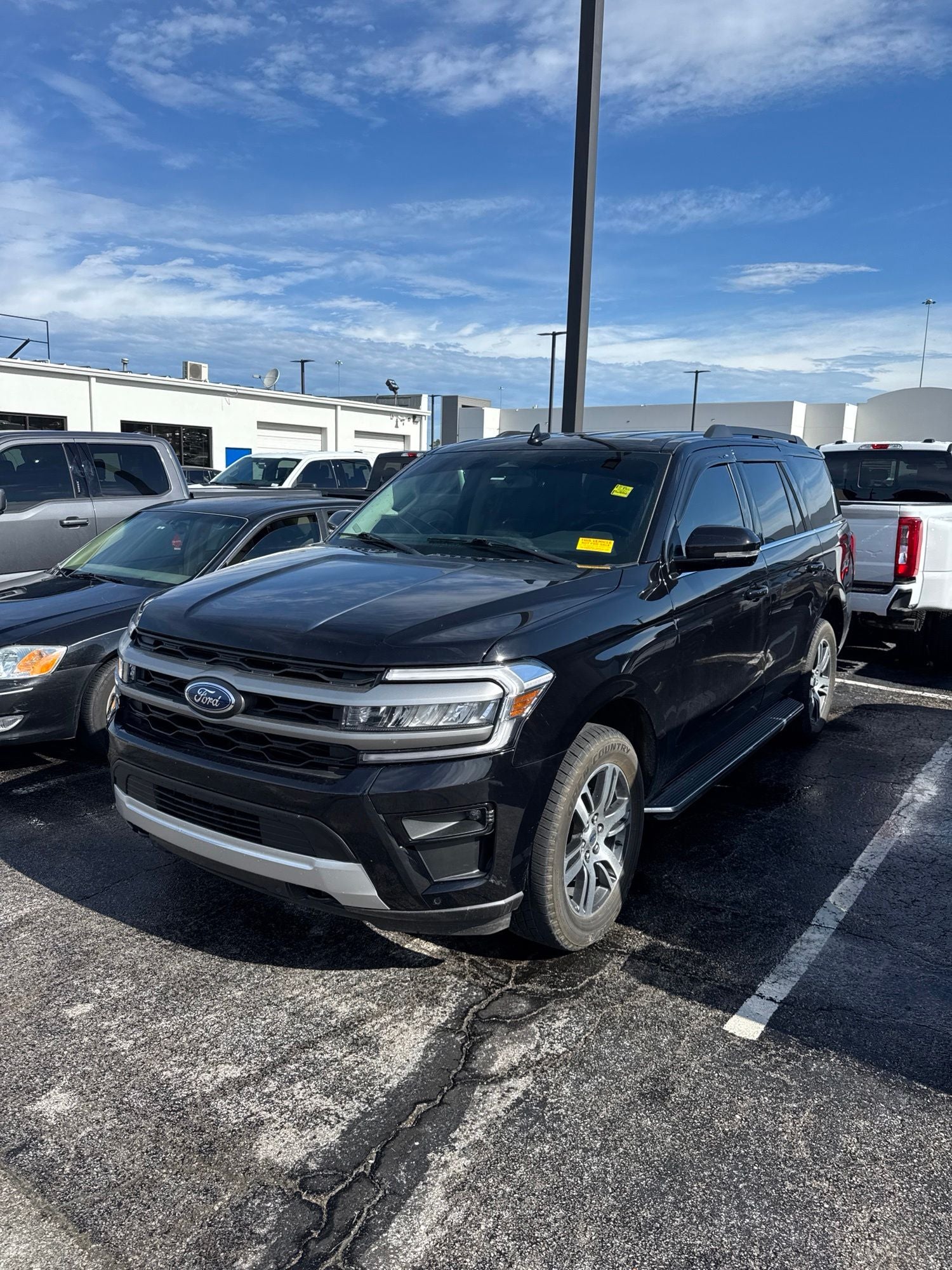 2023 Ford Expedition XLT