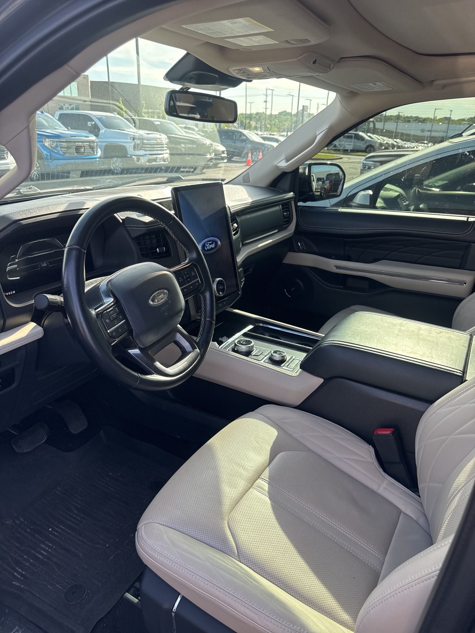 2023 Ford Expedition Platinum
