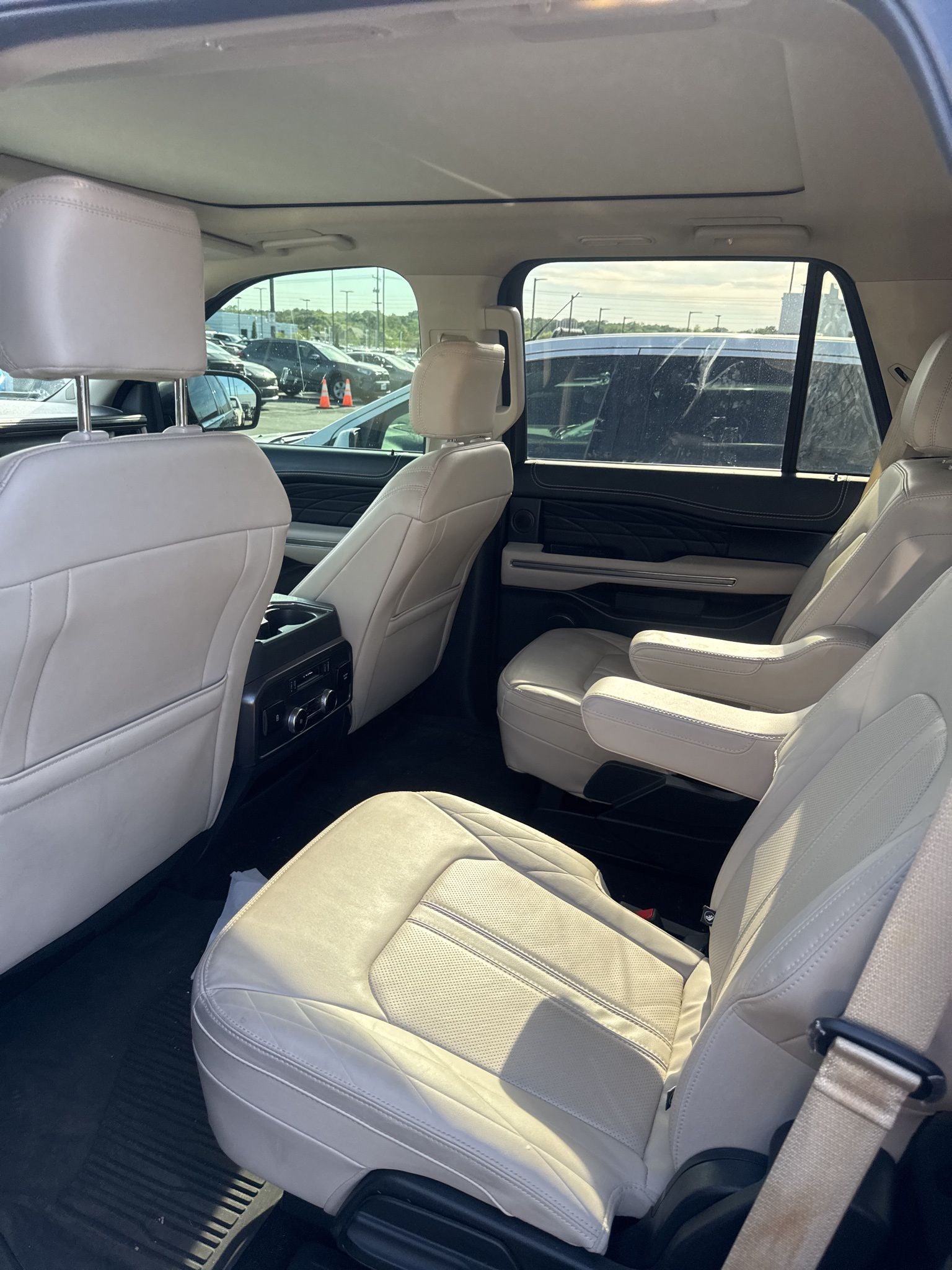 2023 Ford Expedition Platinum